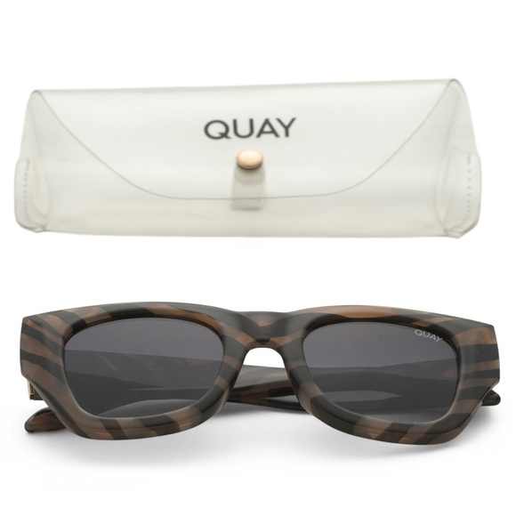 QUAY After Hours Bevel Sunglasses Zebra Stripe Frame Smoke Lenses Luxe Line - Picture 11 of 12